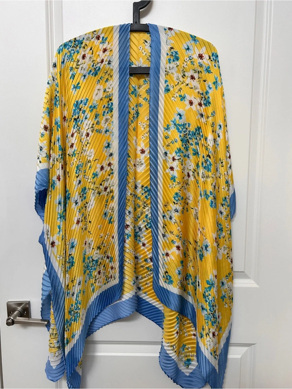 Banana Republic Pleated Floral Kimono - Yellow & Blue